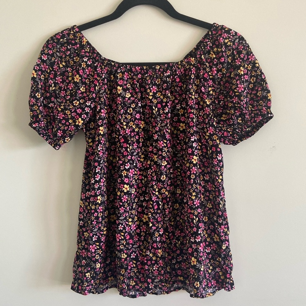 Persaya Girl floral print peasant style shirt